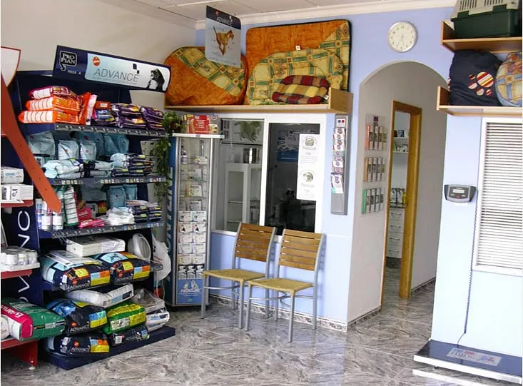 Clínica Veterinaria Puerto de Mazarrón clínica veterinaria 30